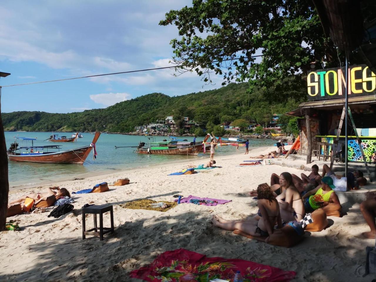 Stones Bar Dorm Rooms Koh Phi Phi Esterno foto